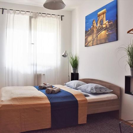 Cosy Apartment In Budapest Downtown With Free Garage Parking ภายนอก รูปภาพ